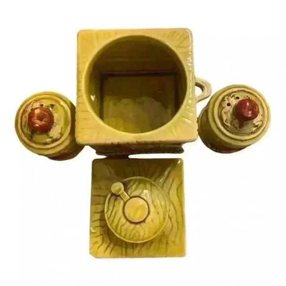 Vintage Lefton Apple & Pear Salt and Pepper Shaker with Small Canister - Picture 3 of 4